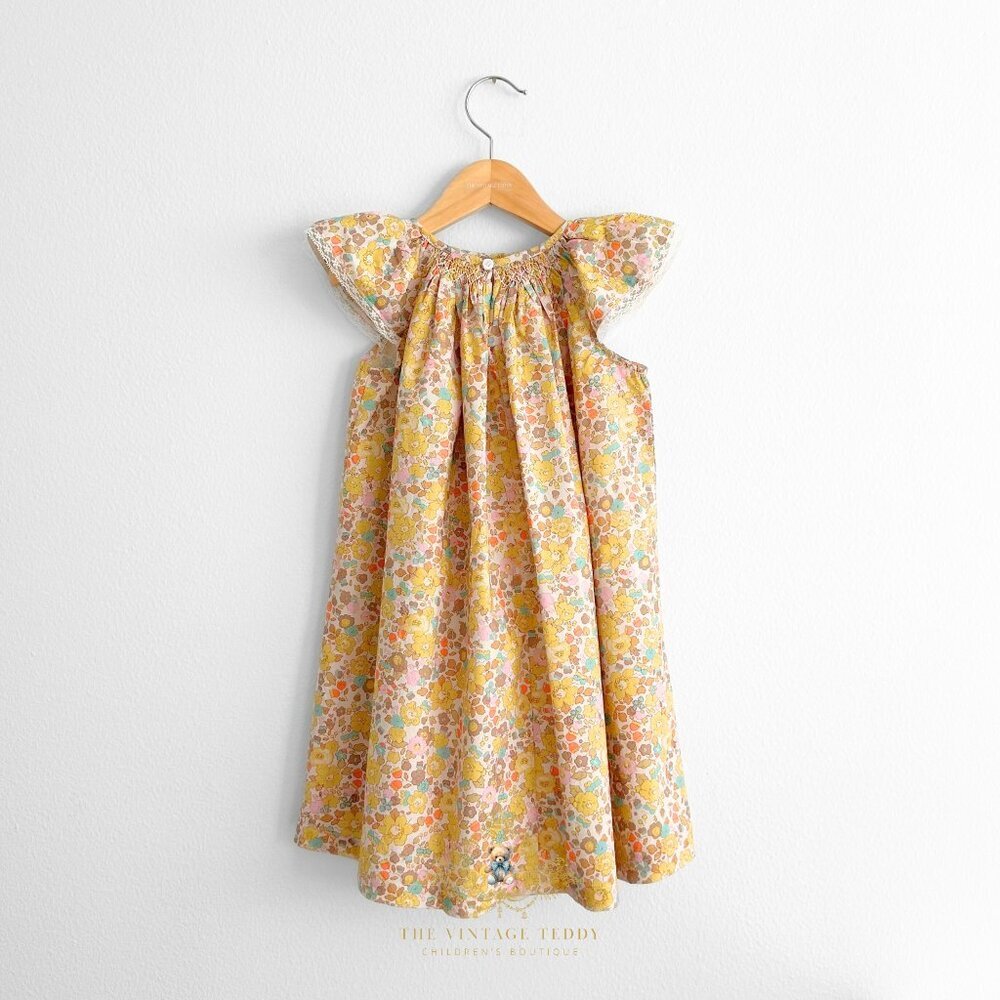 NWT Pretty Girls Smocked Bishop Dress Floral Cute Spring & Summer Casual 3T - Picture 2 of 3